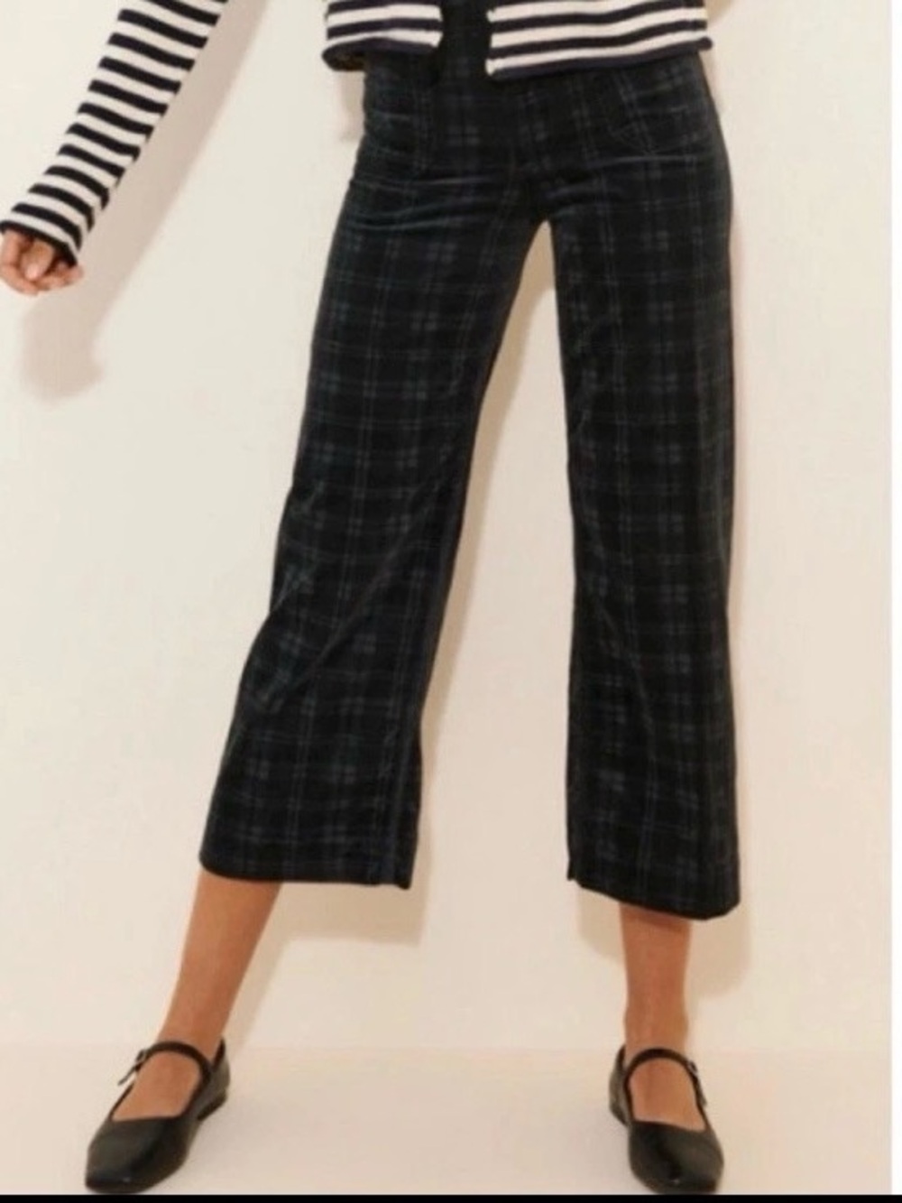 The Colette Plaid Corduroy Crop Wide-Leg Pants by Maeve very good condition